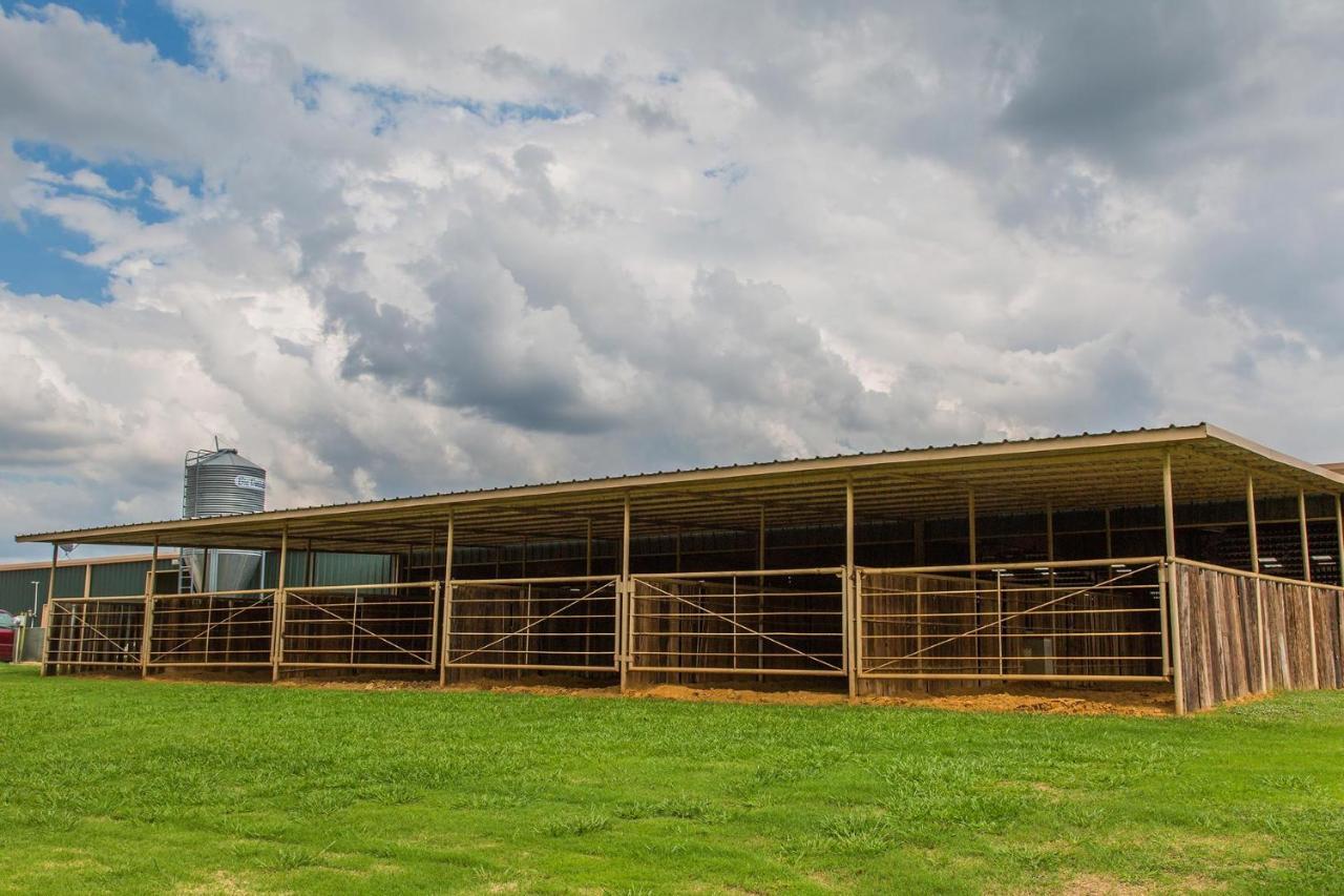 Nrs Event Center & Guest Ranch Hotel เดเคอเทอร์ ภายนอก รูปภาพ